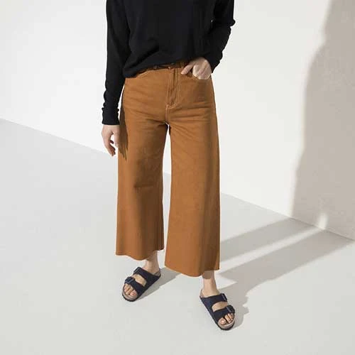 Birkenstock Arizona Suede Soft Footbed -Midnight- Medium/Narrow 2 Birkenstock Arizona Suede Soft Footbed -Midnight- Medium/Narrow - Image 2