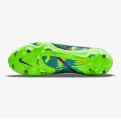 Nike Unisex Phantom GT2 Pro SW FG Soccer Shoe - Black/MTLC Platinum Green-Regular (D) -Optimal Shoe Store ae2d8730 9ff7 4f80 9c81 202b316d1e25